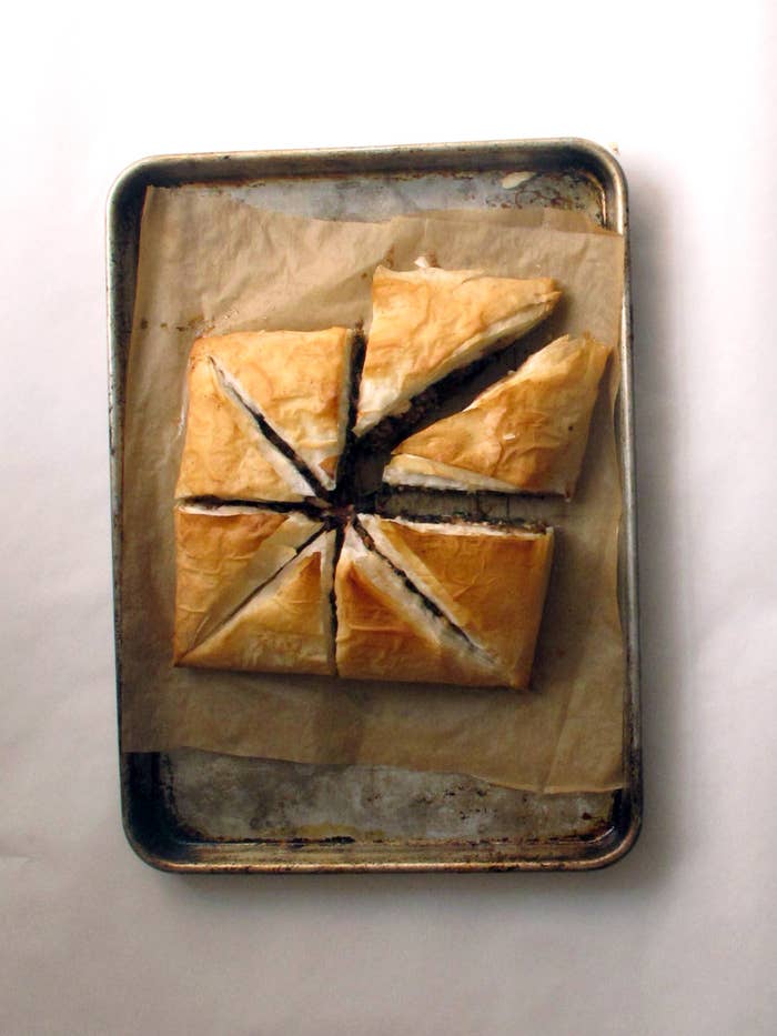 Vanityfair eve spritzer pomegranate 3 Recipes For A Delicious, Meat-Free New Year's Celebration