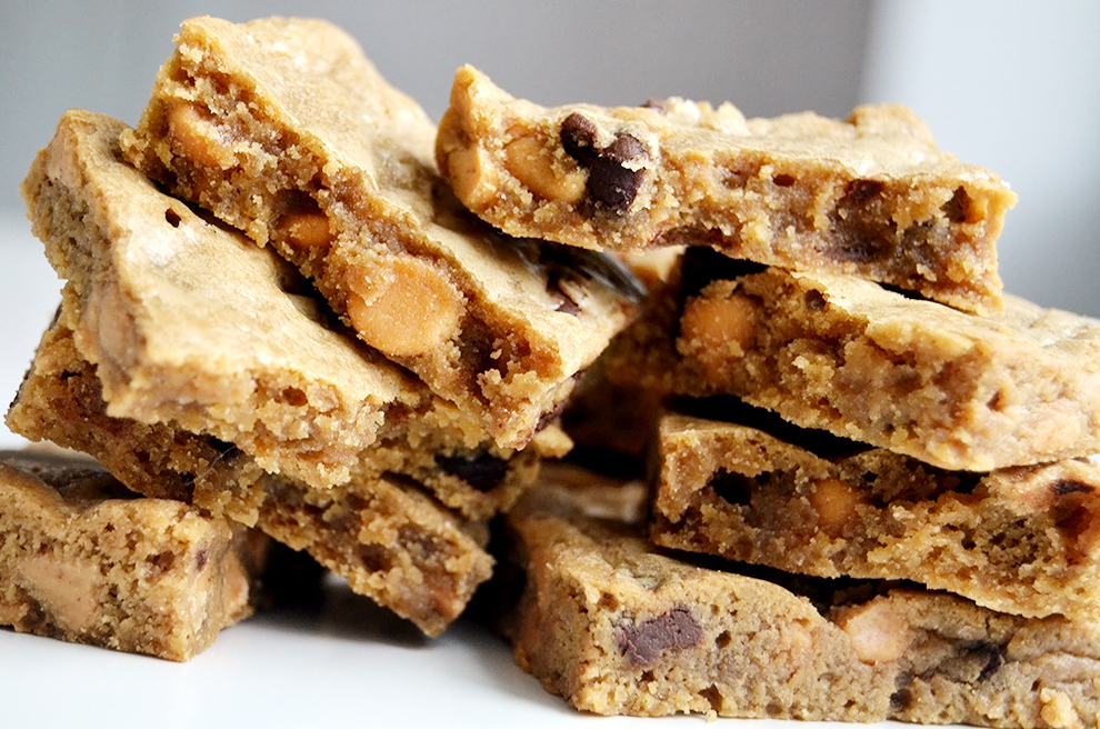 Fitness Girl Gift Guide — PEANUT BUTTER BLONDIE