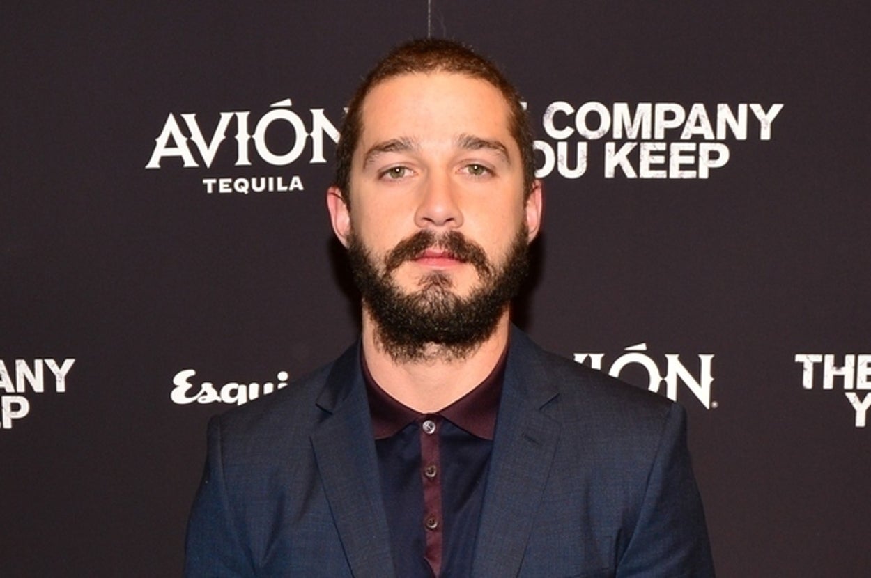 Shia LaBeouf Apologizes For Plagiarism With Skywriting, Daniel Clowes