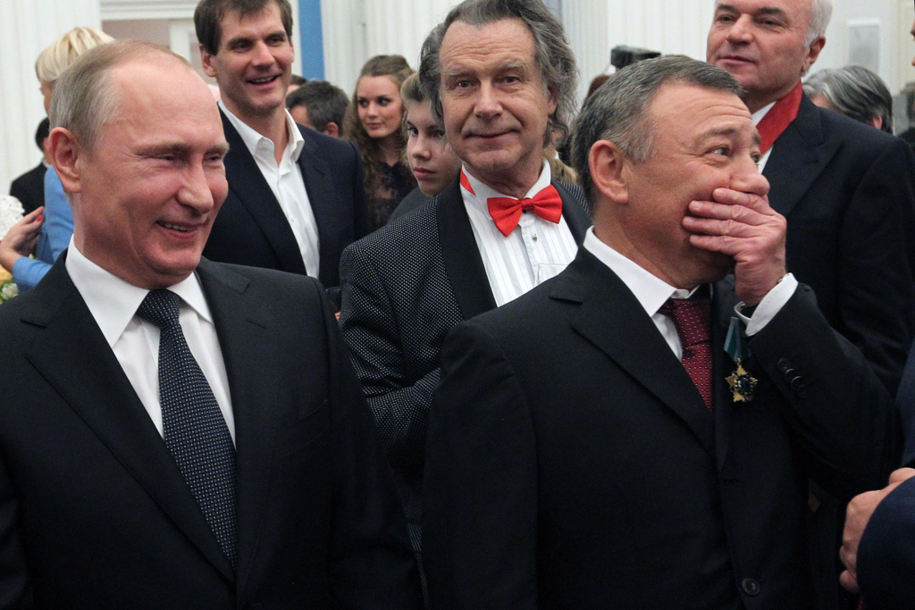 Путин заявил, что для него и его "коллег" жить в России – большое удовольствие. А как насчет миллионов простых россиян?