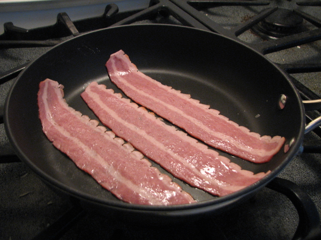 25 Problems Only Meat Lovers Would Understand Is Turkey Bacon Supposed To Be Slimy