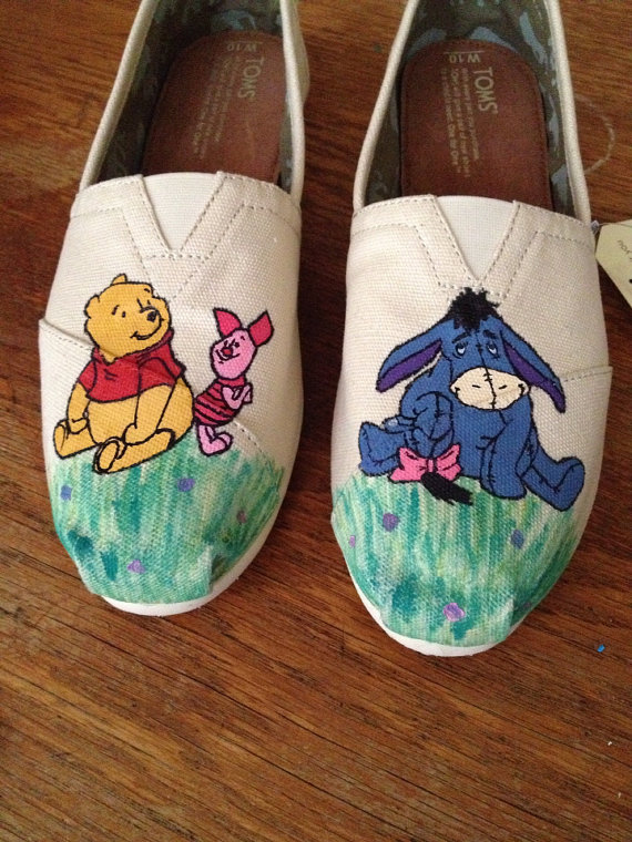 33 Pairs Of Unbelievably Beautiful Custom TOMS