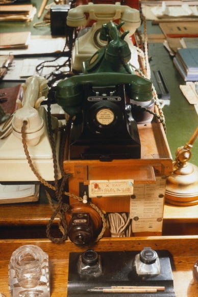 SIGSALY Code-Scrambling Telephone to the Pentagon