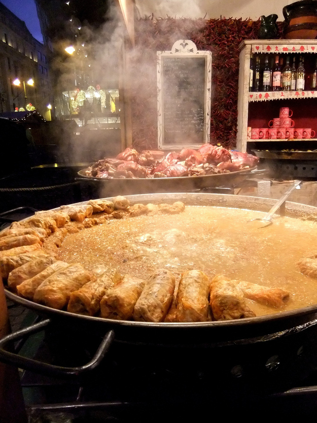 T&ouml;lt&ouml;tt K&aacute;poszta (stuffed cabbage)