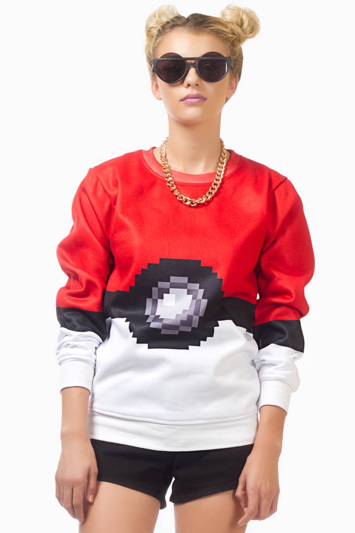 28 Wardrobe Essentials For Female Gamers