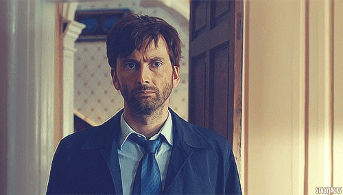 Now that David Tennant is set to reprise his role in Broadchurch in the American version Gracepoint, it seems only logical that everyone should watch the original series. At its heart, Broadchurch was a murder-mystery show that was about so much more than just a simple killing.