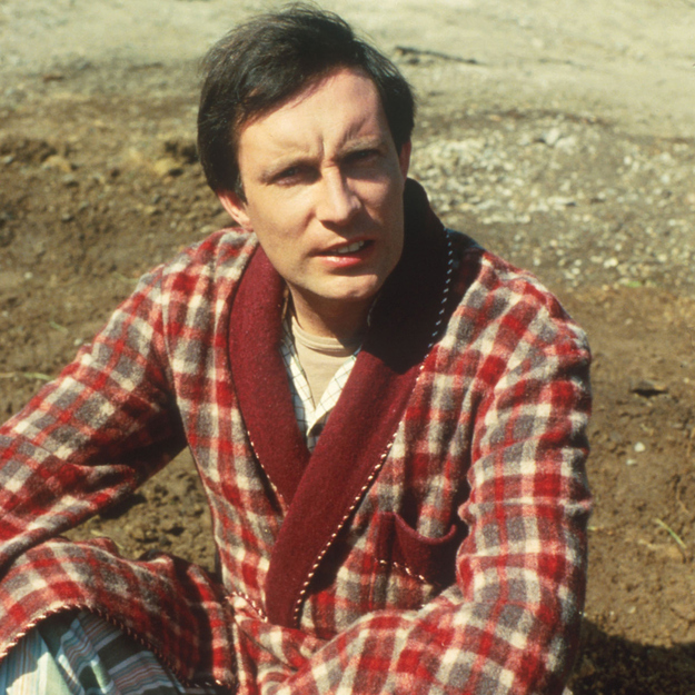 42 Things You Need To Know About The Hitchhikers Guide To The Galaxy