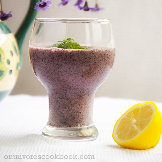 Blueberry Banana Smoothie