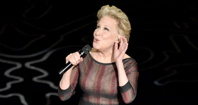 In her first ever performance on the Oscars stage, Bette sang "Wind Beneath My Wings" during the always emotional 'In Memoriam' segment of the awards ceremony. The tribute honored the memory of some of the most beloved performers who have passed in the last year.
