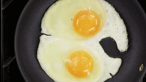 Eggs are high in sulfur, which aids in the production of collagen and keratin, which in turn helps you get glowing skin, strong nails, and shiny hair.
