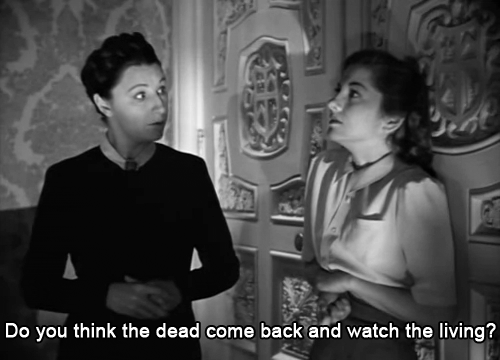 Based on Daphne du Maurier’s classic gothic romance, Rebecca was adapted for the screen by Alfred Hitchcock, and with great success. The film does differ, however, from the book which due to the Hollywood Production Code slightly toyed with Rebecca’s fate.