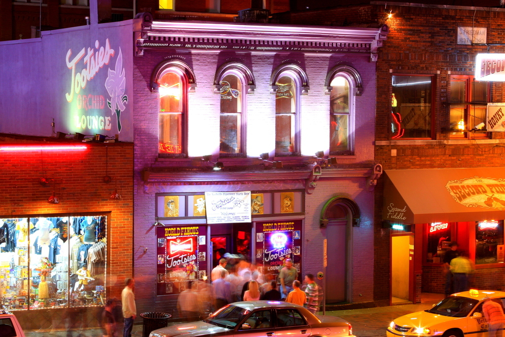 Missouri born, Chris Janson came to Nashville at 18 and practically begged the doorman at the legendary venue for the chance to sing one song with the house band. Not long after he'd finished singing, the bar's owners offered him a job!
