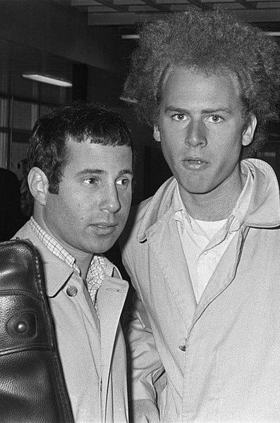 Simon & Garfunkel arrive at Schiphol Airport, The Netherlands in 1966