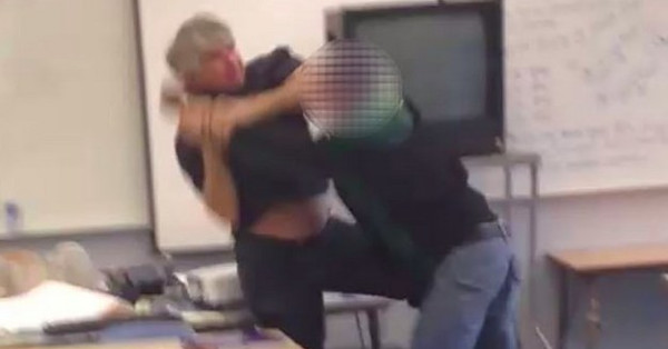A Teacher Was Caught On Video Fighting A Student And People Are On The  Teacher's Side