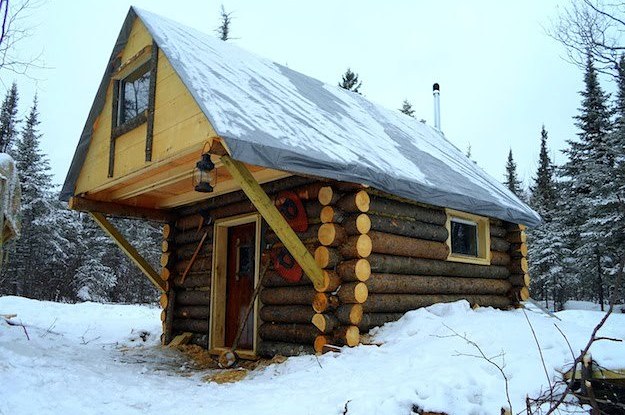 Build A Cozy Log Cabin For Less Than 500