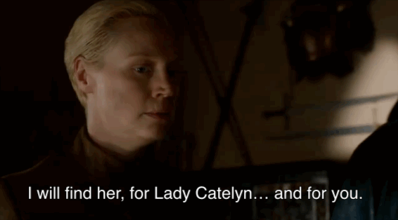 Jaime, après lui avoir offert sa plus belle épée et une armure sur mesure, demande à Brienne de trouver Sansa et de la protéger. Une mission honorable, même si cela signifie qu'ils doivent se séparer.