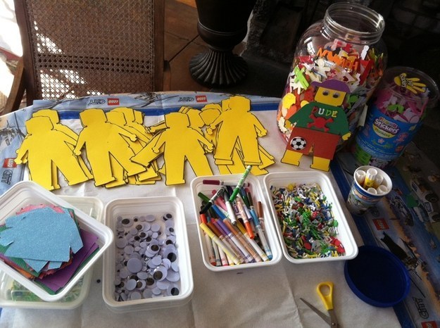 How To Throw The Ultimate LEGO Birthday Party