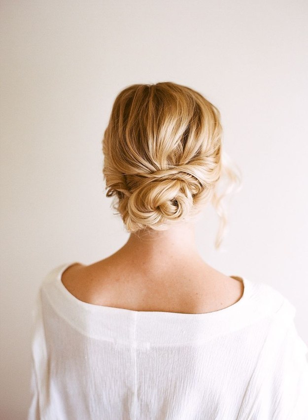 31 Gorgeous Wedding Hairstyles You Can Actually Do Yourself