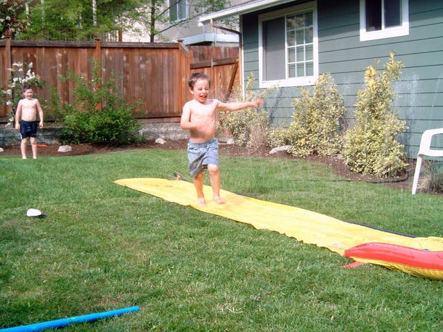 29 Amazing Backyards That Will Blow Your Kids Minds