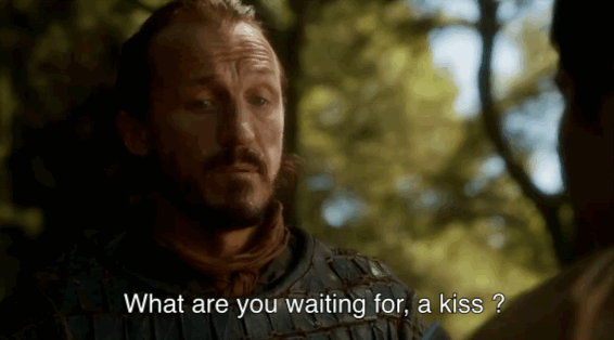 - Tyrion va-t-il survivre à la saison 4 ? Il a l'air plutôt mal barré...- Jon Snow va-t-il sauver le monde ?- Hodor ?- Je suis la seule à penser que Bran a besoin d'une coupe de cheveux ?- OÙ EST OBERYN ???