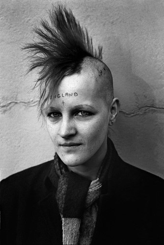 17 Incredible Vintage Photos From London's '70s Punk Scene