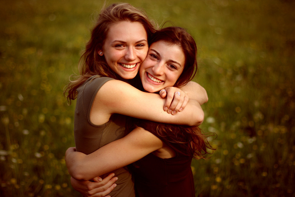 50 Fun and Creative Best Friend Picture Ideas You Should Try
