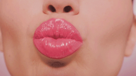 Mwah!