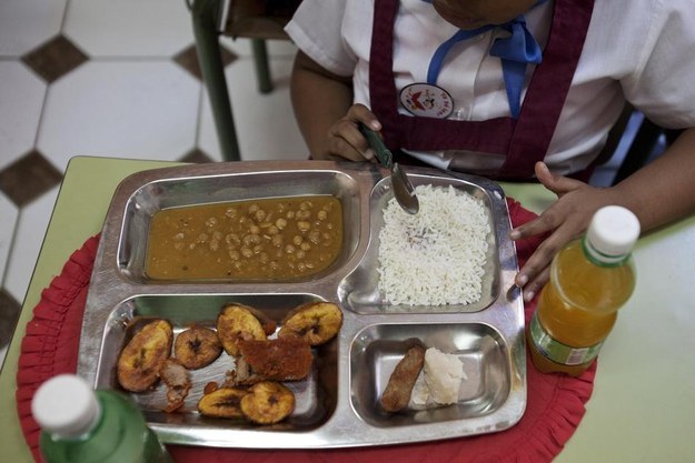 Here's What 13 Different School Lunches From All Over The World Look Like