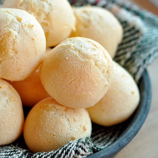 Try a delicious recipe for typical Brazilian cheese bread