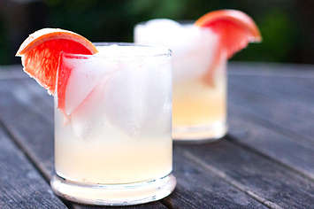 16 Two-Ingredient Cocktails Anyone Can Make