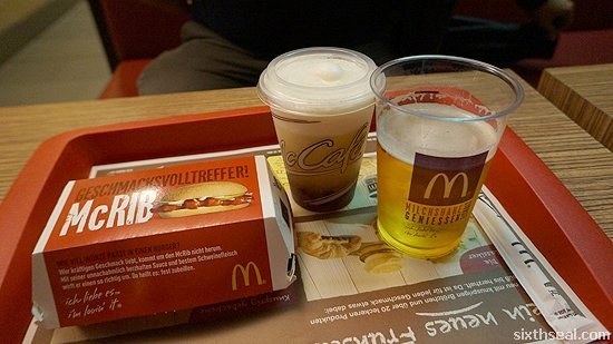 Voc&ecirc; pode comprar cerveja no McDonald&#39;s da Alemanha.