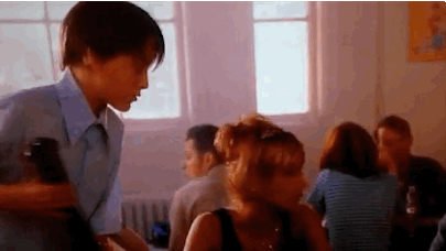 She’s only in it for a second, but She’s All That may be the moment when Freddie and Sarah’s perfect romance began.