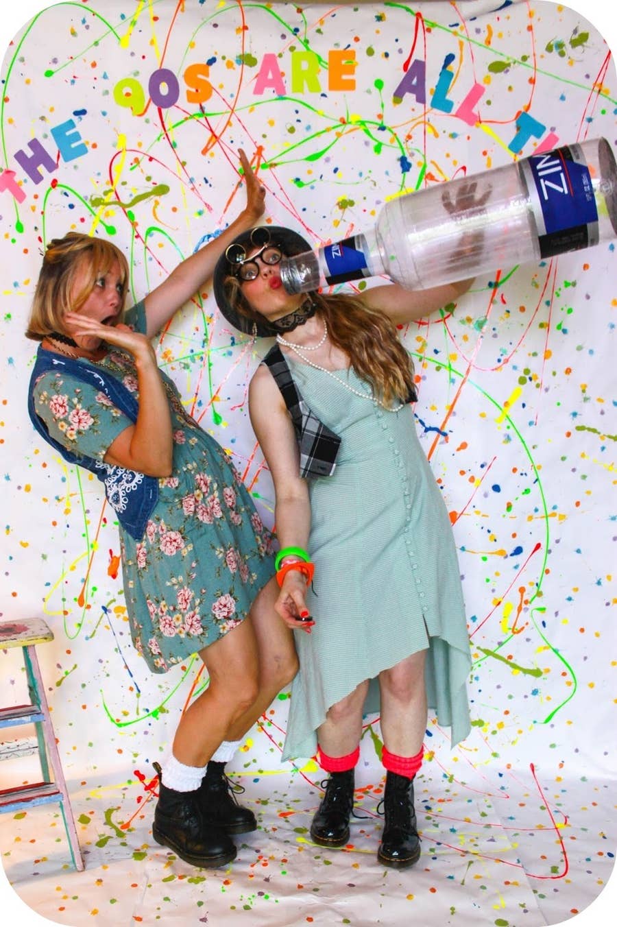 29 Essentials For Throwing A Totally Awesome '90S Party