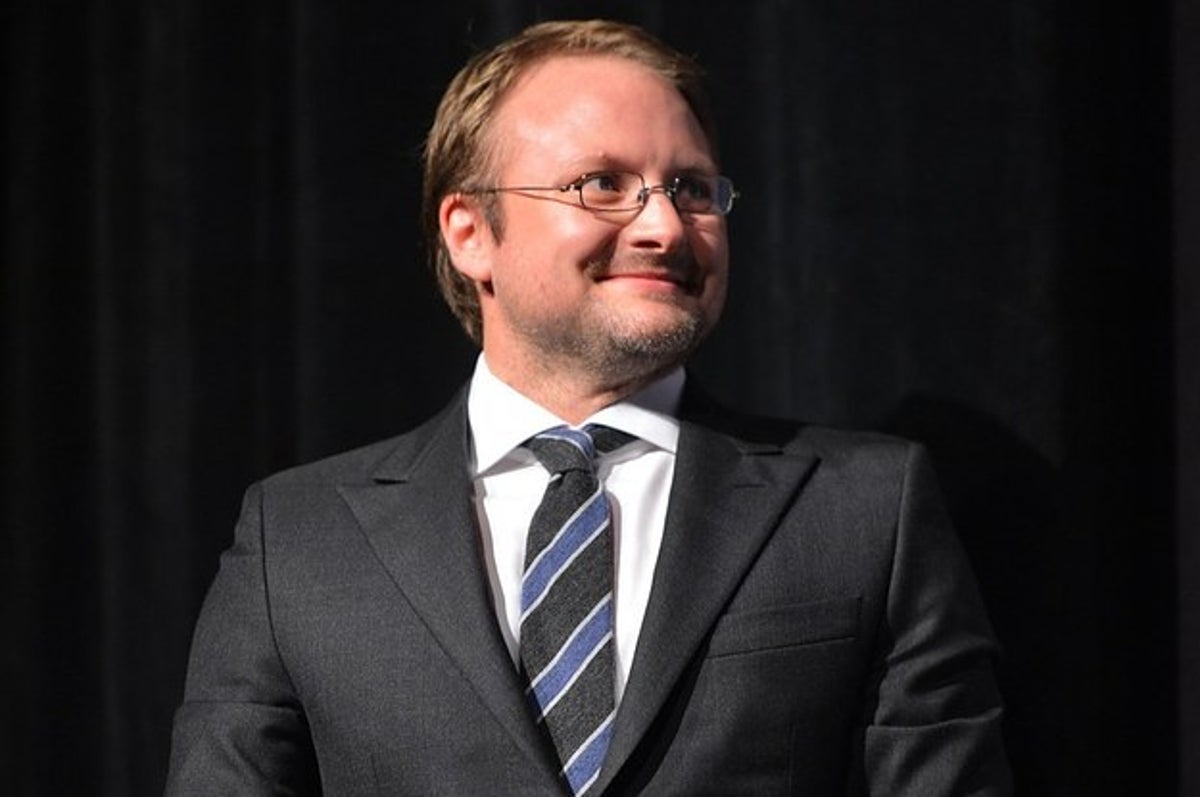 Looper' director Rian Johnson to direct 'Star Wars: Episode VIII,' write  'Episode IX' 