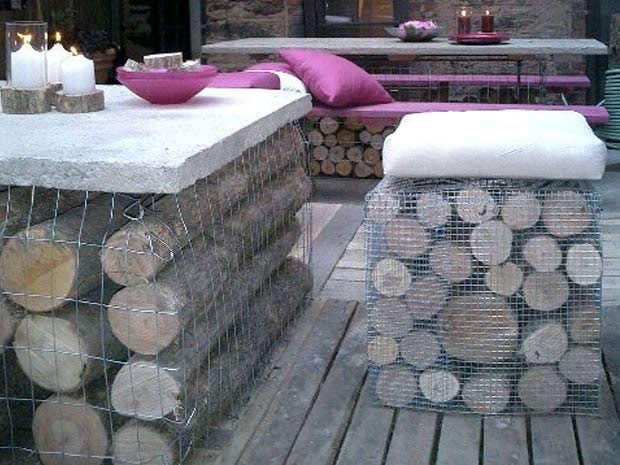 Designer Rebecca Cole made all this furniture in one day using fences, logs and a cent top. See more here.