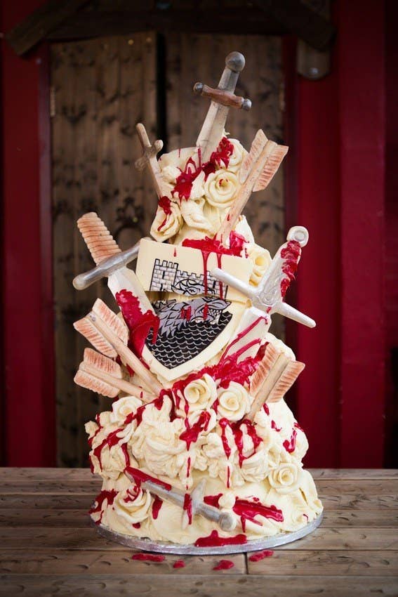 19 Spectacularly Nerdy Wedding Cakes