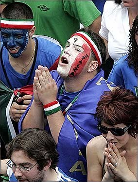 The Azzurri finally go into attack mode. Please please please score!