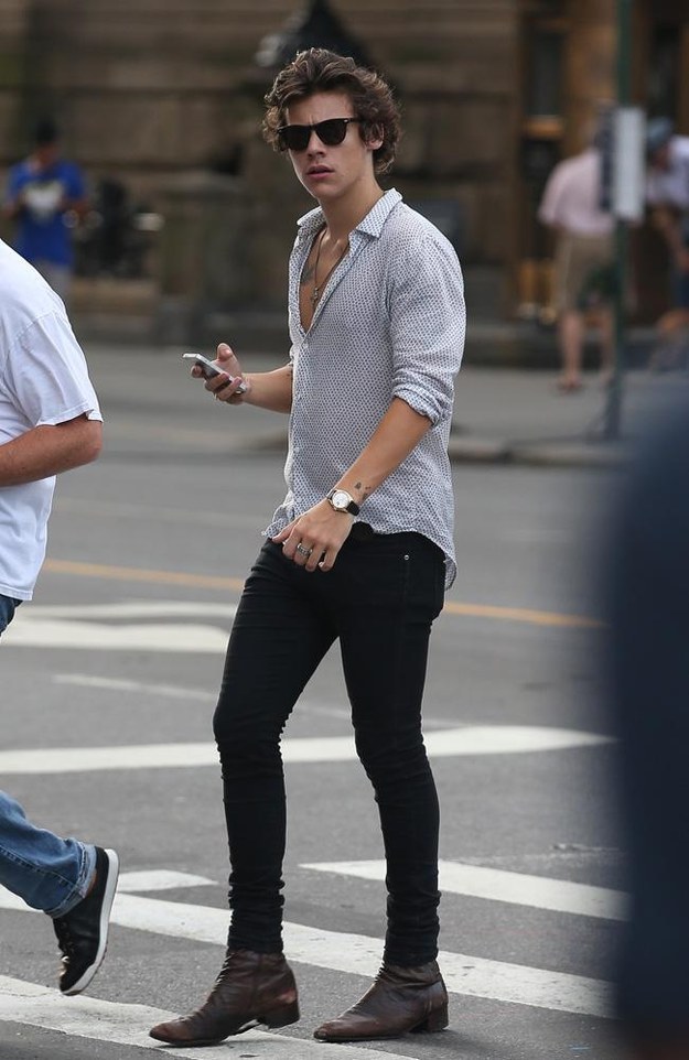 19 Times Harry Styles Proved He Has Nicer Legs Than All Of Us