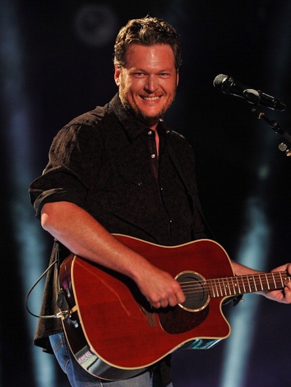 Blake Shelton was the first person asked to join the Grand Ole Opry through Twitter.