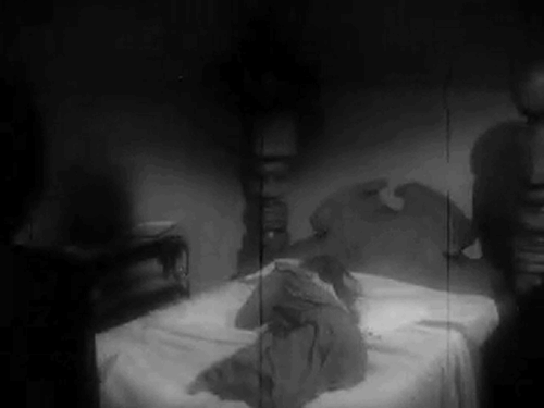 Reportedly, Stephen King once said that this was the only novel he wrote that really scared him. SPOILER ALERT! The scariest part of this movie is this GIF, which if you watch too many times will haunt your dreams!