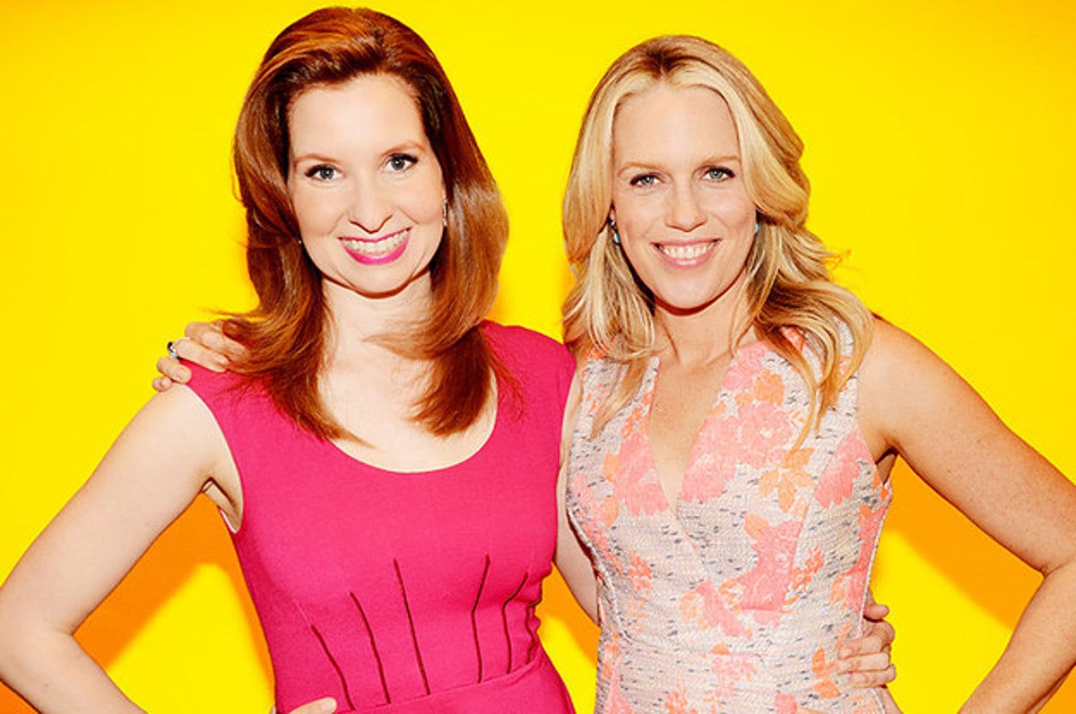 1200px x 797px - Jessica St. Clair And Lennon Parham Put Their Best Friendship To The Test
