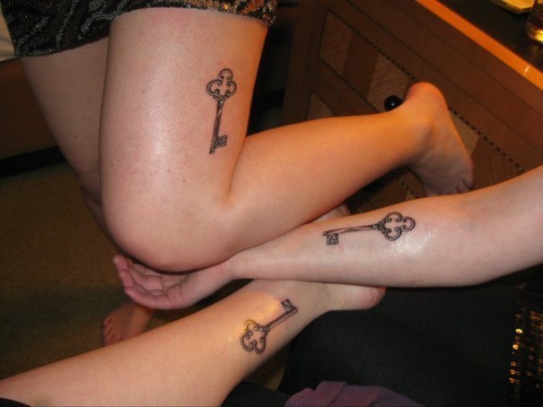 got tattoos with my sisters in las vegas 24277 1405739734 12