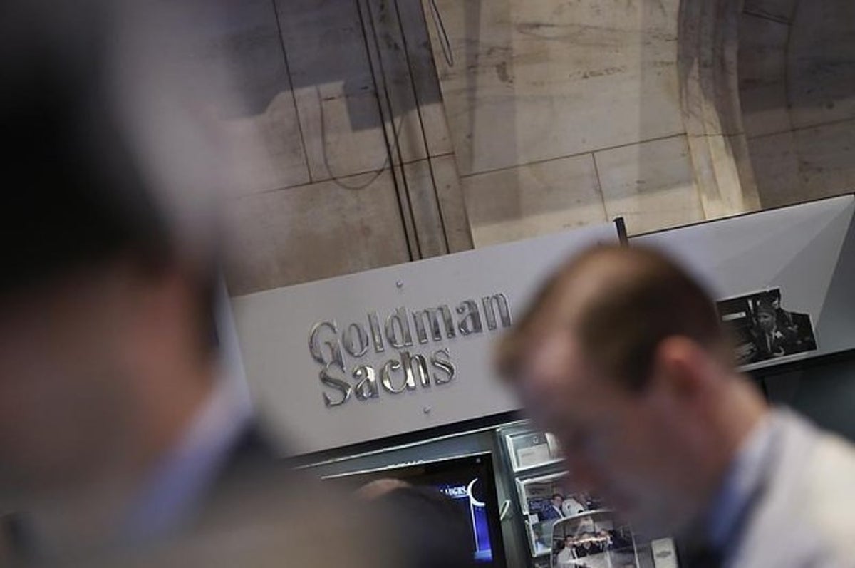 Women Claim Goldman Sachs Was Boys Club In Pay Discrimination Suit 3399