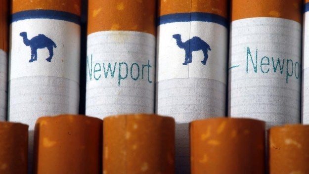 rolling cigarette tobacco Crafting Perfect Smokes: A Guide on How to Use a Cigarette Roller