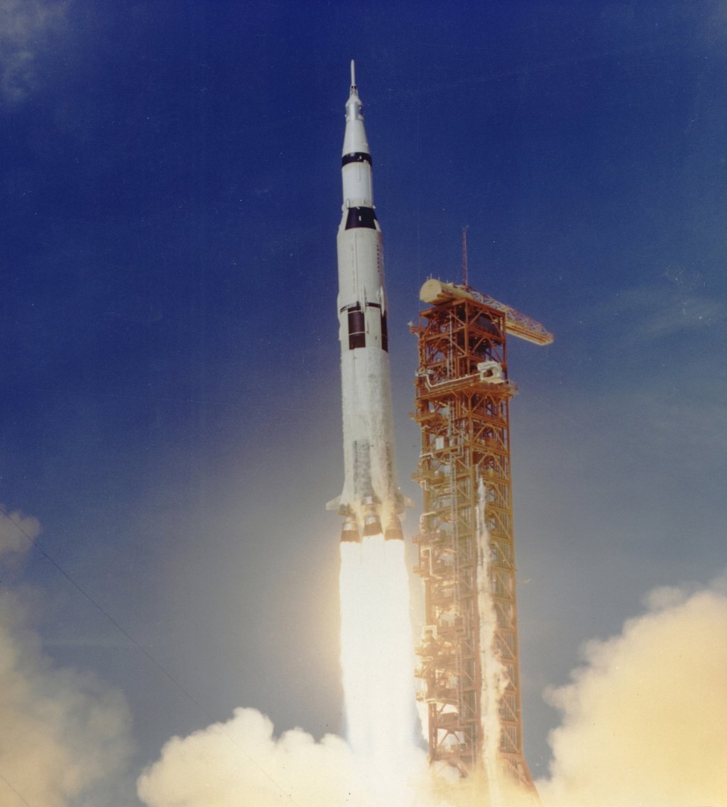 14 Photos From The First Manned Moon Landing, Which Happened 45 Years