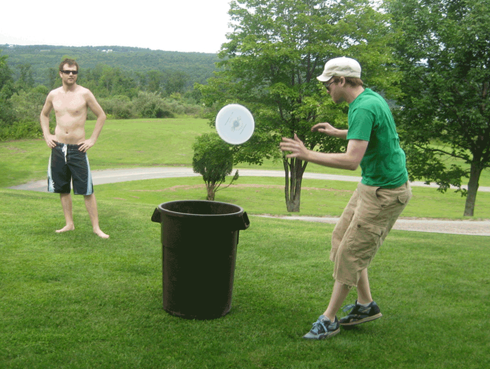 13 Unique Lawn Games To Play This Summer