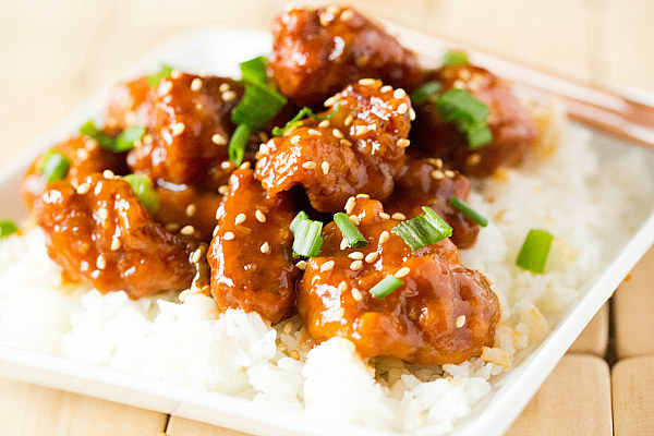 Deixe o strogonoff de frango para os iniciantes. Você vai parecer um expert na cozinha com essa receita fácil e saborosa. Aprenda a fazer aqui (em inglês).