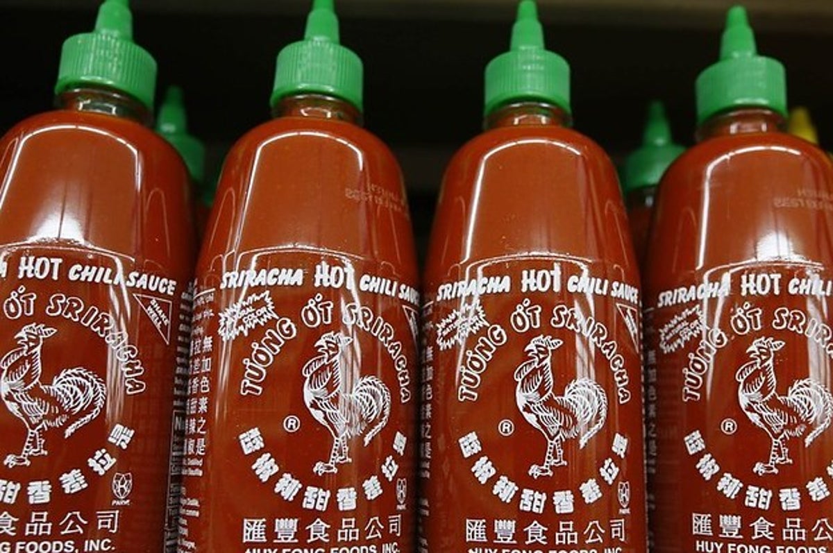 28 Mouthwatering Ways To Put Sriracha On Everything