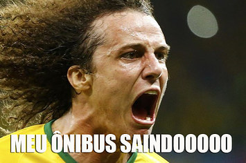 10 situações cotidianas para sair gritando que nem o David Luiz na comemoração do gol