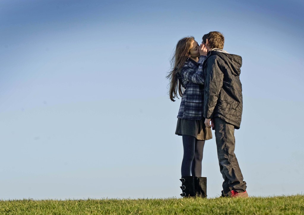 Top 12 First Kiss Moments On Film